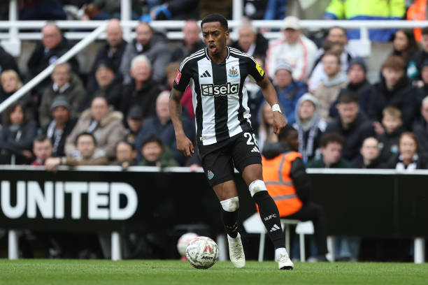 击敌方防线 击敌方防线