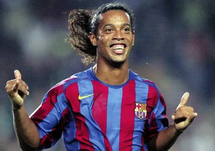 厂足球俱乐 厂足球俱乐